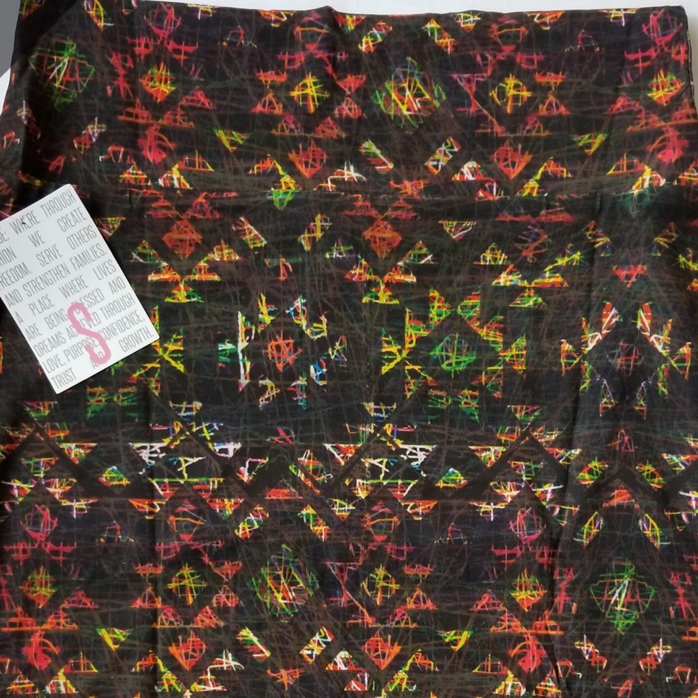 LuLaRoe Cassie size small